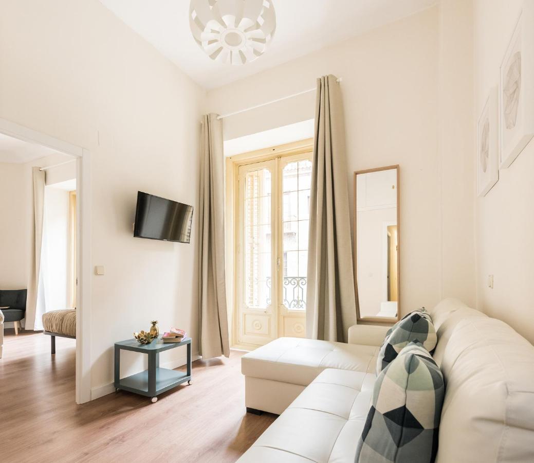 Apartamento Living Puerta del Sol Madrid Exterior foto