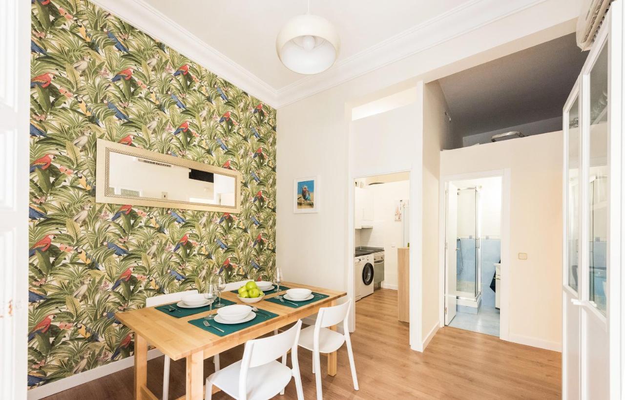 Apartamento Living Puerta del Sol Madrid Exterior foto