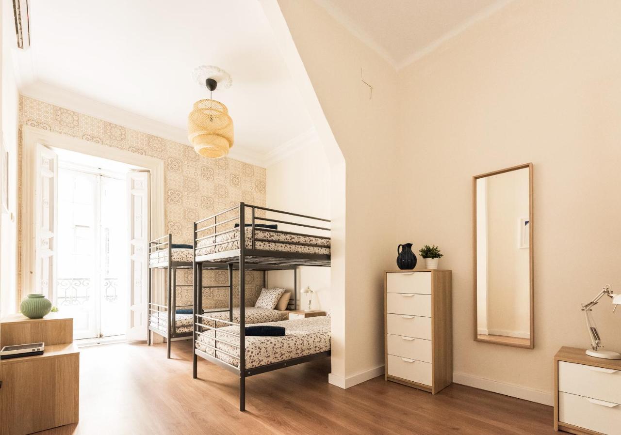 Apartamento Living Puerta del Sol Madrid Exterior foto